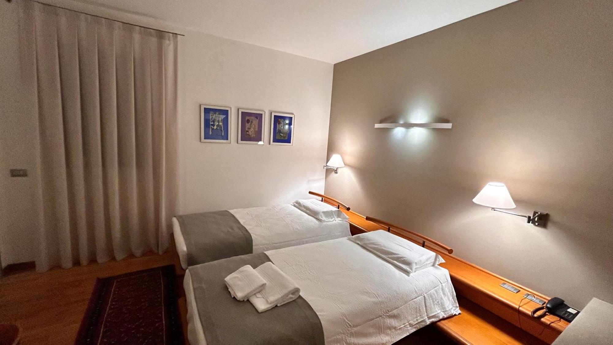 Hotel Centrale Resana 外观 照片